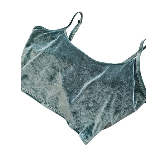 PINK Active Victorias Secret Sz M Ultimate Lightly Lined Bra Green Velvet - Picture 2 of 5